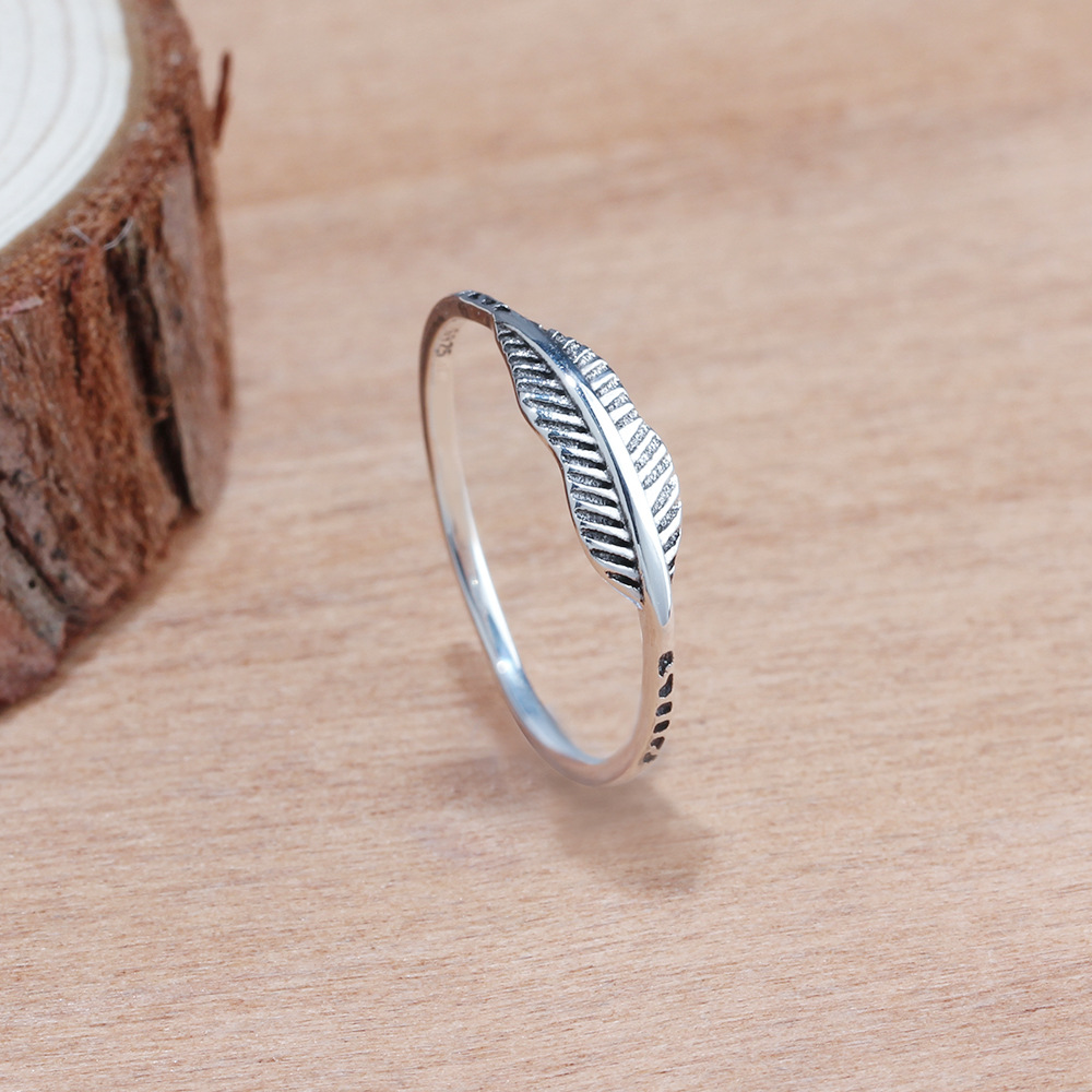 Silver Leaf Ring