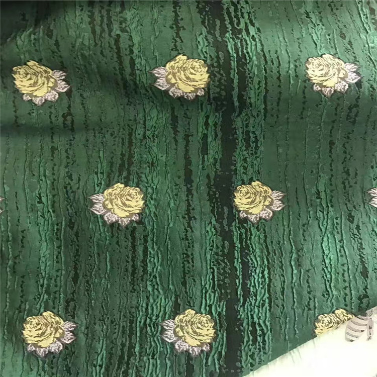 Tidy Small Rose Flower Pattern Yarn-dyed Woven Jacquard Yarn-dyed Fabric for Clothing Decoration Sofa Cloth Tidy Small Rose Flower Pattern Yarn-dyed Woven Jacquard Yarn-dyed Fabric for Clothing Decoration Sofa Cloth