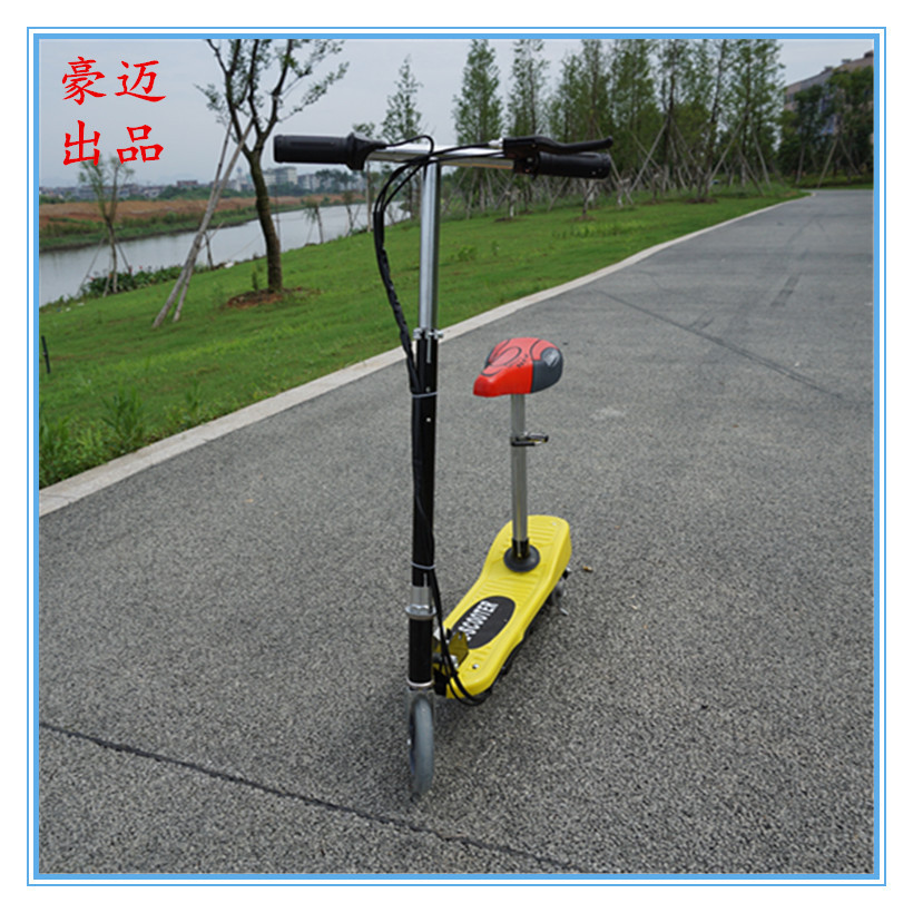 厂家直销 小冲浪儿童折叠电动滑板车 迷你电动滑板车 豪迈出品