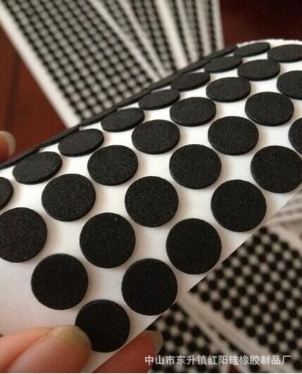 厂家生产透明硅胶垫 圆形白色硅胶垫 黑色硅胶垫片 硅胶脚垫