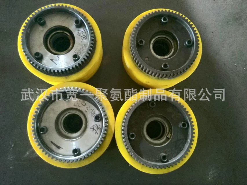 供应湖北武汉设备用脚轮包胶加工，导向轮包胶加工，聚氨酯胶轮