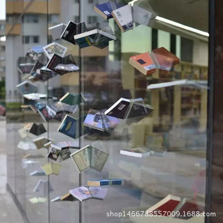 ���ⴴ�������ƿռ������Ƶ���н���װ��Ʒ�������γ�����