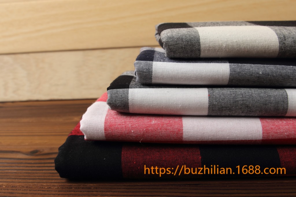 现货供应全棉21S平纹布,全棉格子布,秋冬衬衣,裤料时尚服装面料