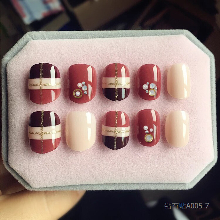 Diamond nail stickers, super shiny Japanese design, diamond stickers, self-adhesive nail drill, in stock, wholesale and customization detail image 3