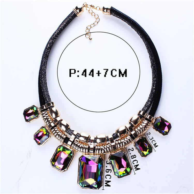 1 Piece Fashion Geometric Artificial Crystal Alloy Plating Rhinestones Women's Necklace display picture 7