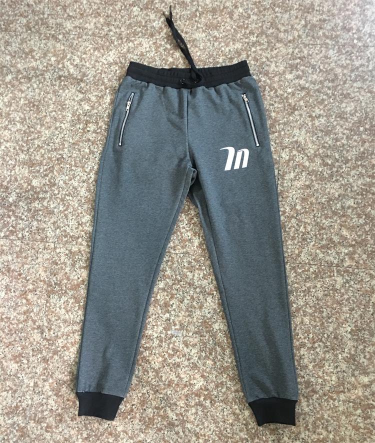 Muscle-fit sports pants 5