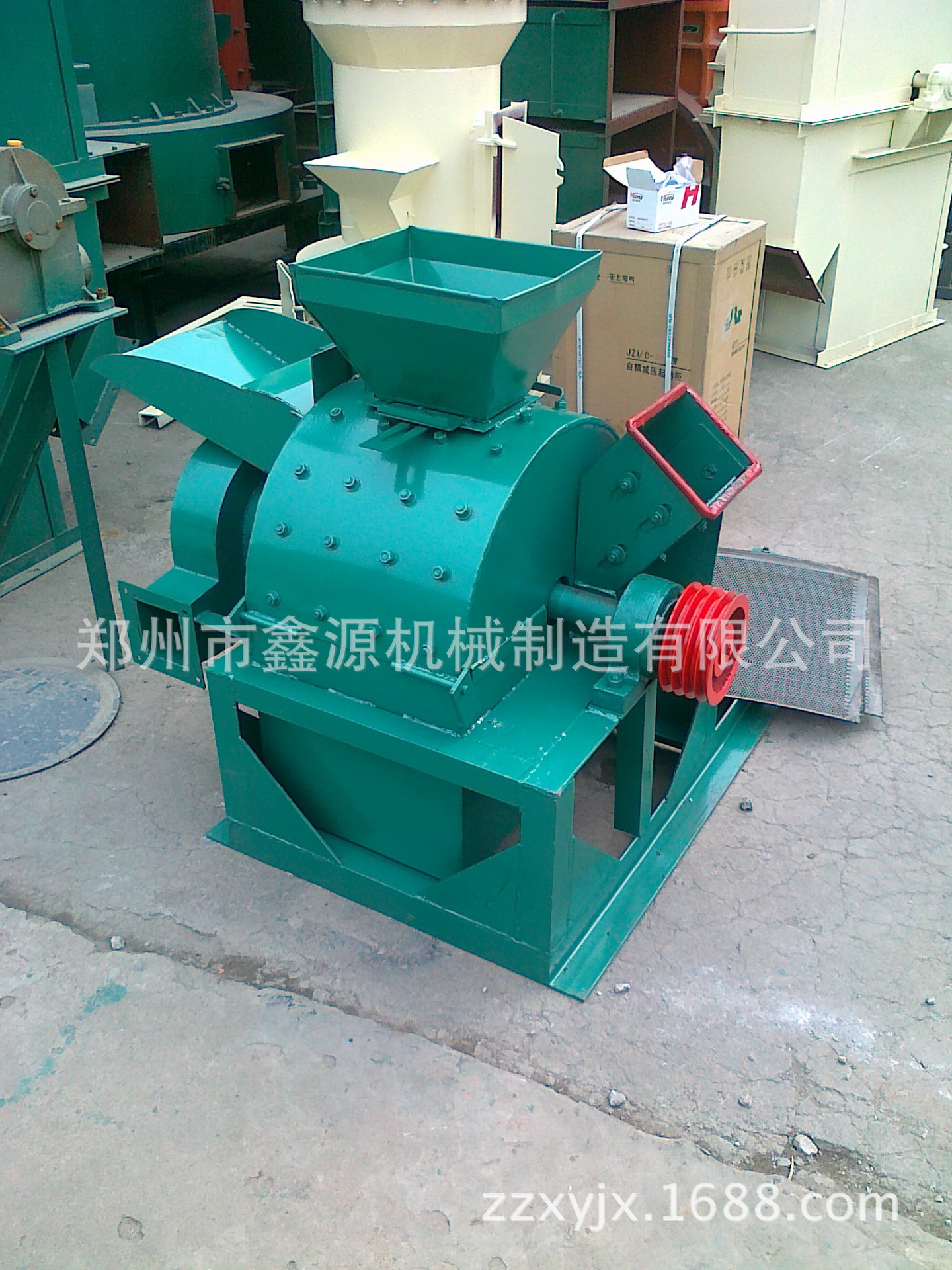 供应新型木屑机_新型秸秆粉碎机_木材粉碎机价格_鑫源机械