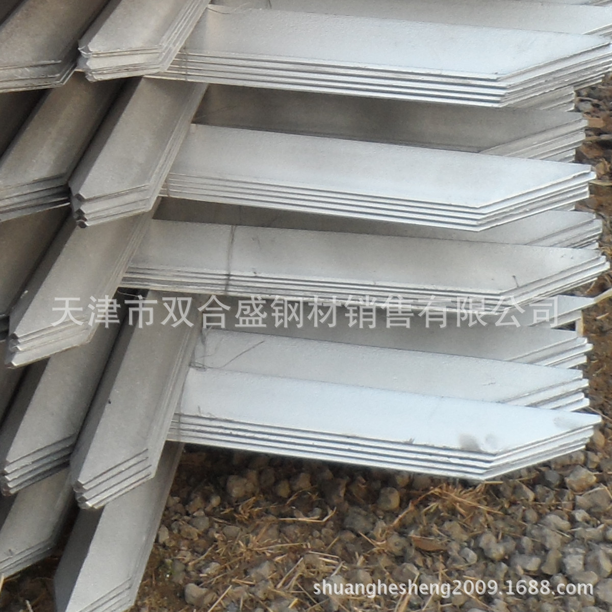 2#，2.5#，3#，3.8#，4#60镀锌小角钢