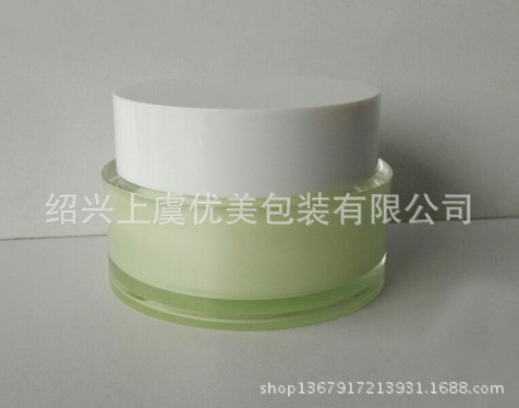 3151182576_442804076