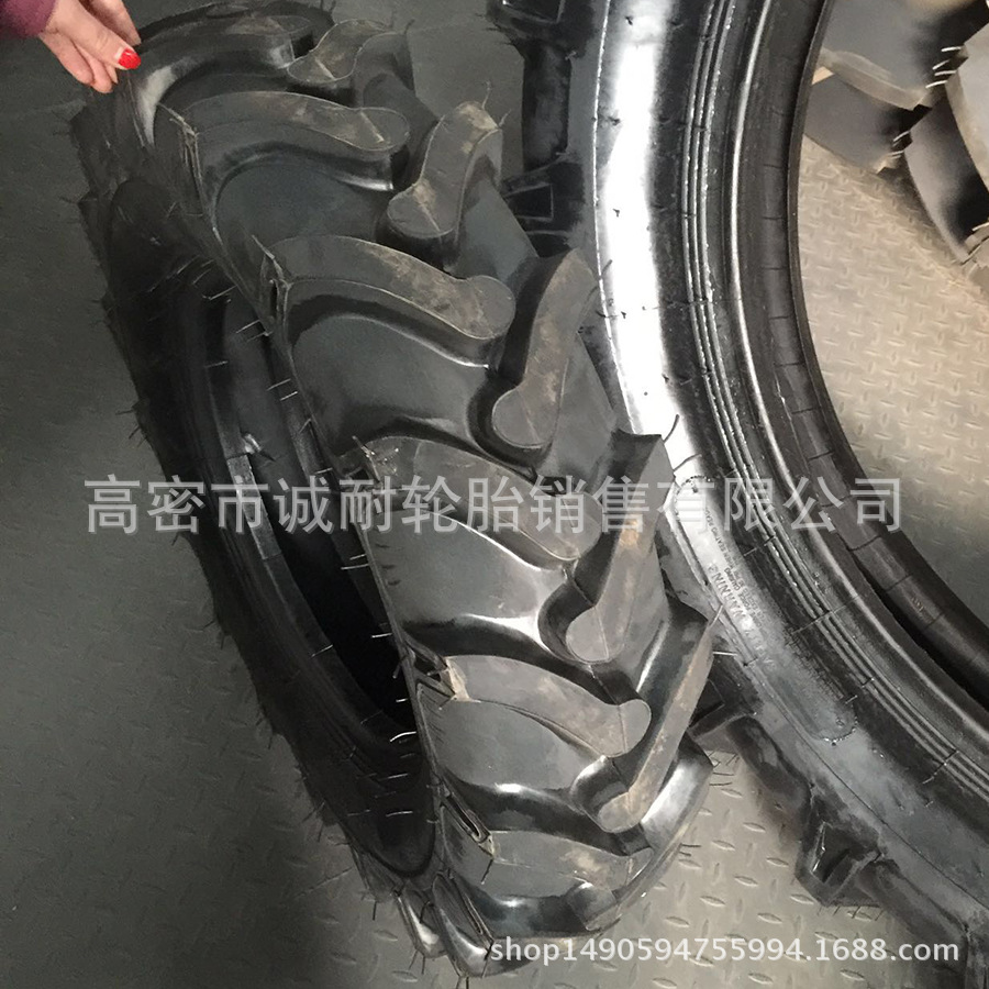 长期供应8.3-16 R-1农机具轮胎 人字花纹旱田胎