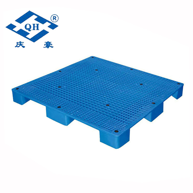 厂家加工塑料栈板 QH-1515C内置十字钢管四向网格九脚塑料栈板