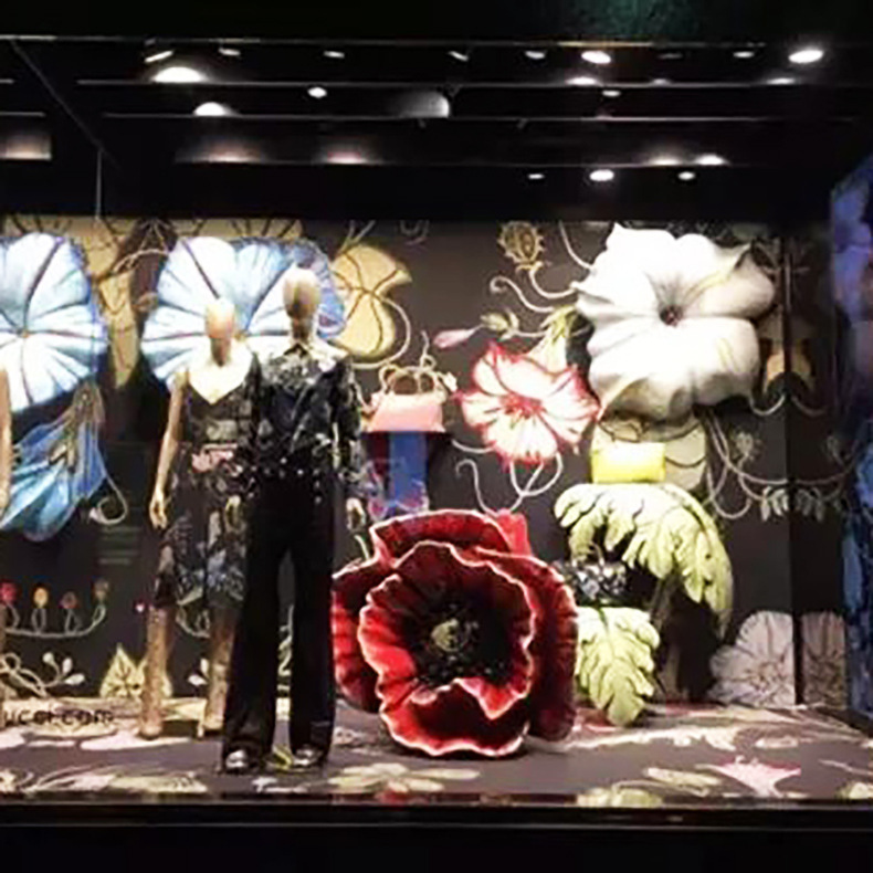 �������չʾ�����̳�����DIYװ�β����ֵ��ܻ��ڼ�