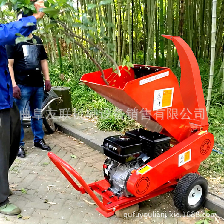 果场园林树枝粉碎机 残枝落叶破碎机 柴油树枝打碎机效果