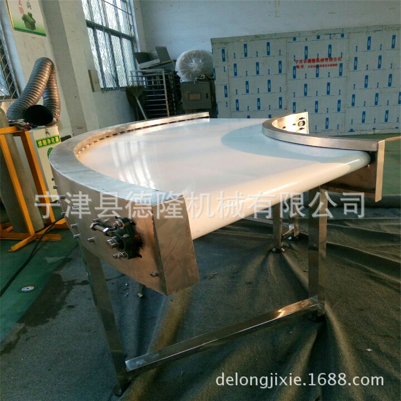 厂家供应刀口转弯输送机 带式输送机皮带机 90度皮带转弯输送线