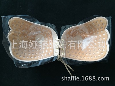 wholesale Customized Shoulder strap Lara goddess invisible Chest paste Repeatedly washing simulation autohesion silica gel Bras