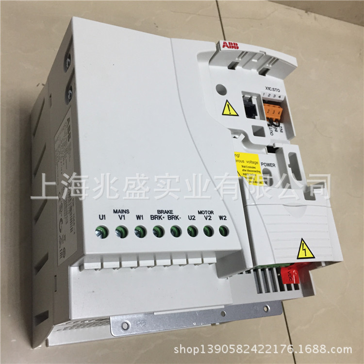 新ABB变频器ACS355-03E-08A8-4