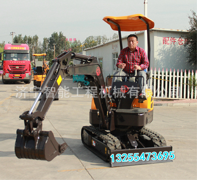1.5吨全新小型挖掘机 供应迷你型勾机 园林农用反铲式小挖机