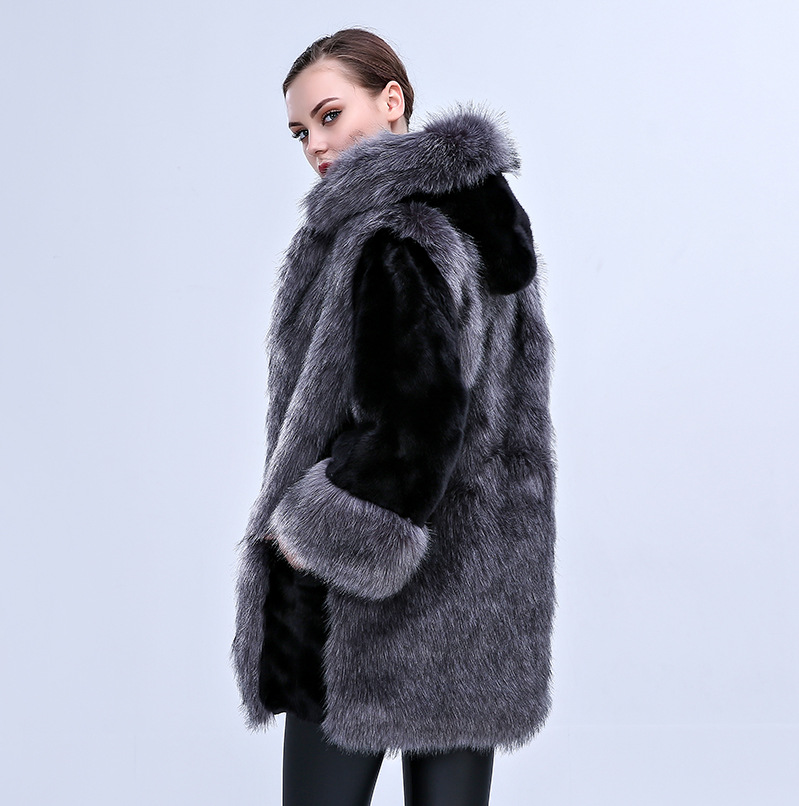Damesmodejas Luxe lange nertsjas met capuchon_voghion.com