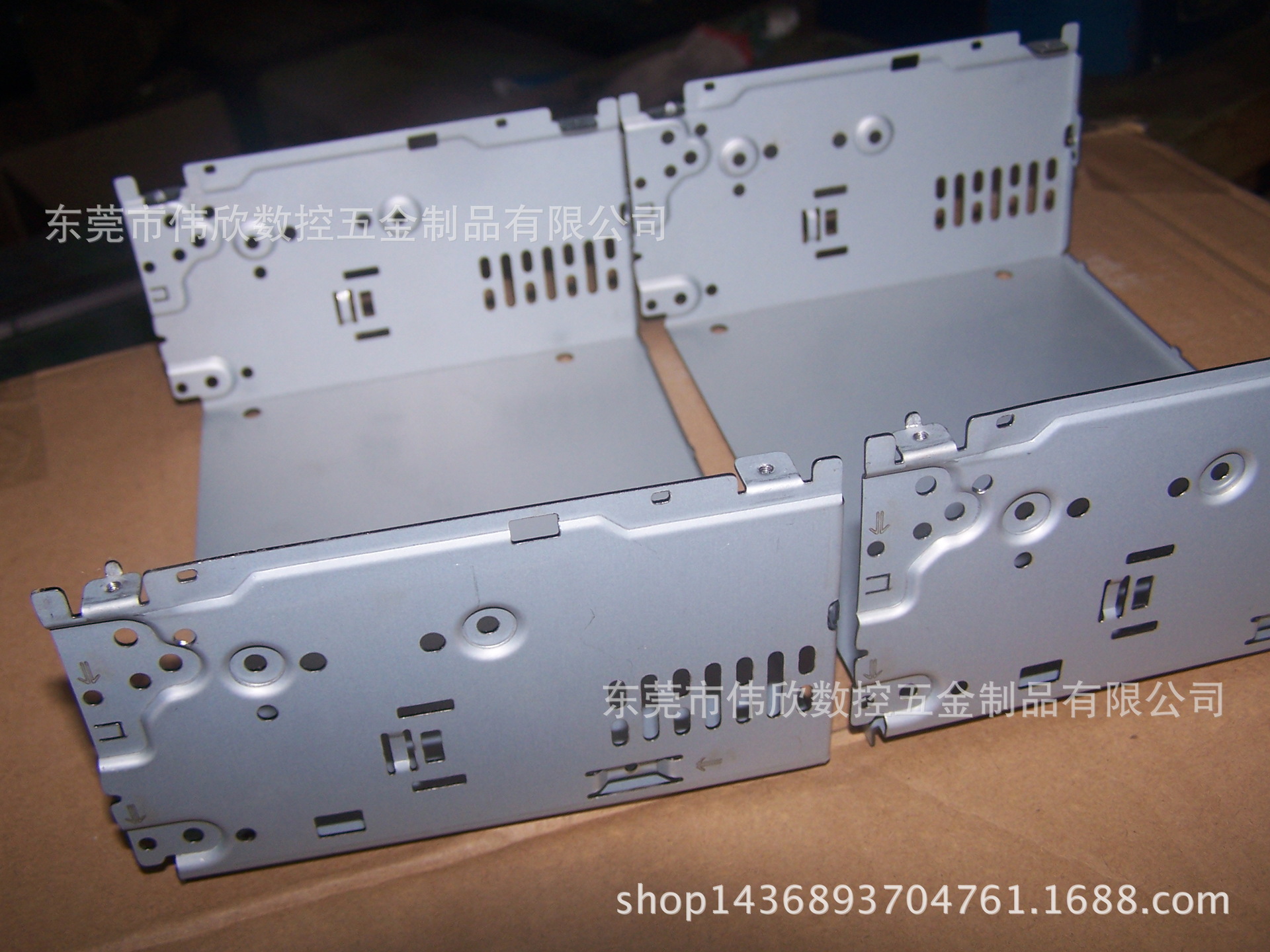 钣金外壳加工定制机箱机柜钣金零件激光数控冲孔加工数控冲床