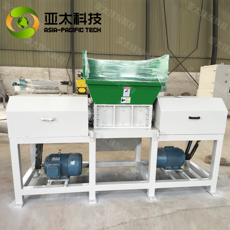 雙軸撕碎機(jī)4