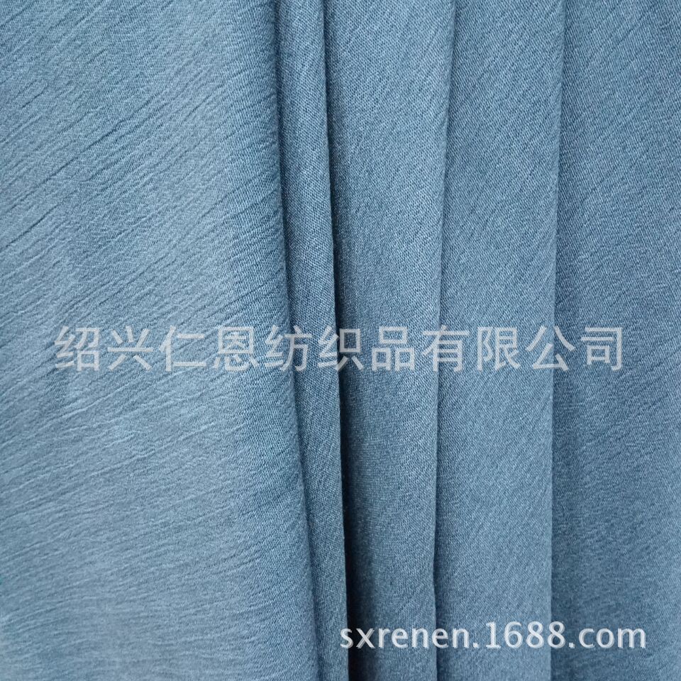 人棉绉布 仿牛仔藏青色满地印花面料 30*24/68*44 横绉 杨柳皱