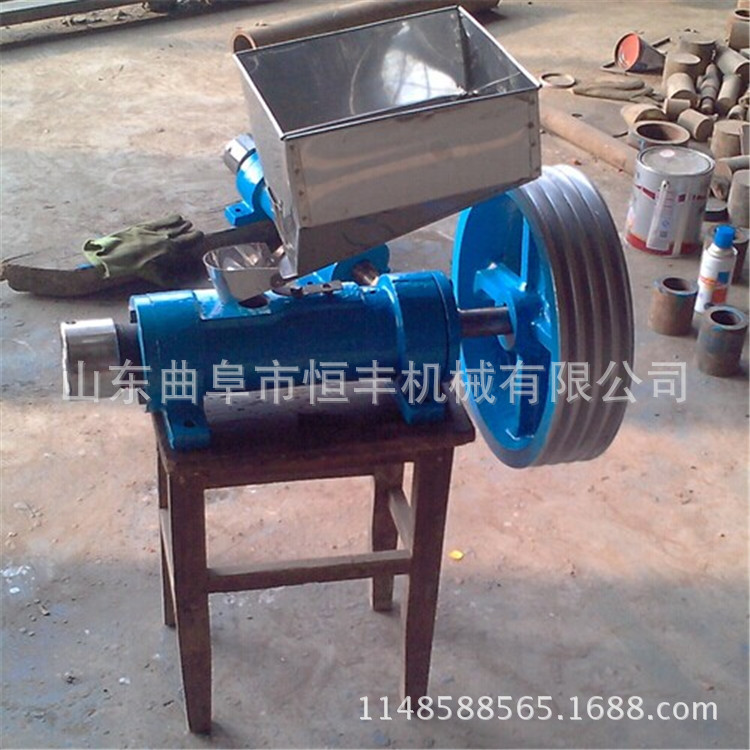 犬粮饲料膨化机 狗饲料养殖饲料膨化机 家禽饲料膨化机