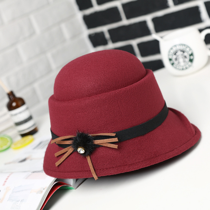 Sombrero de mujer de otoño e invierno de lana de estilo coreano con forma especial de diamantes de imitación elegante sombrero de mujer a prueba de frío cálido bombín sombrero de cuenca sombrero bolsa de pelo superior