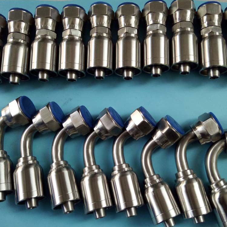 厂家供应不锈钢油管接头  不锈钢胶管套皮 不锈钢价格接头