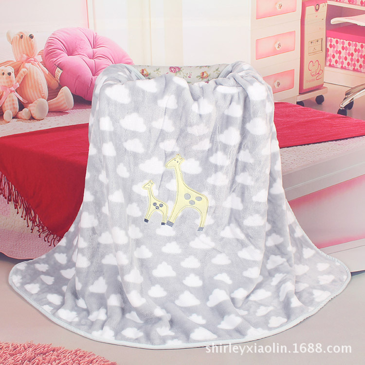 白云 黄长颈鹿法兰绒 童毯a