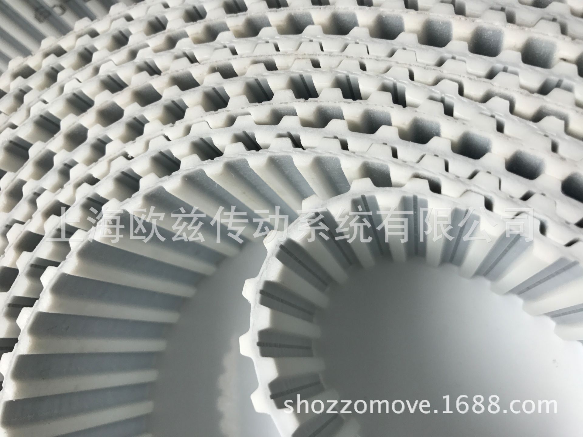 E5532C6E9765B25A976A66BF0BFC96