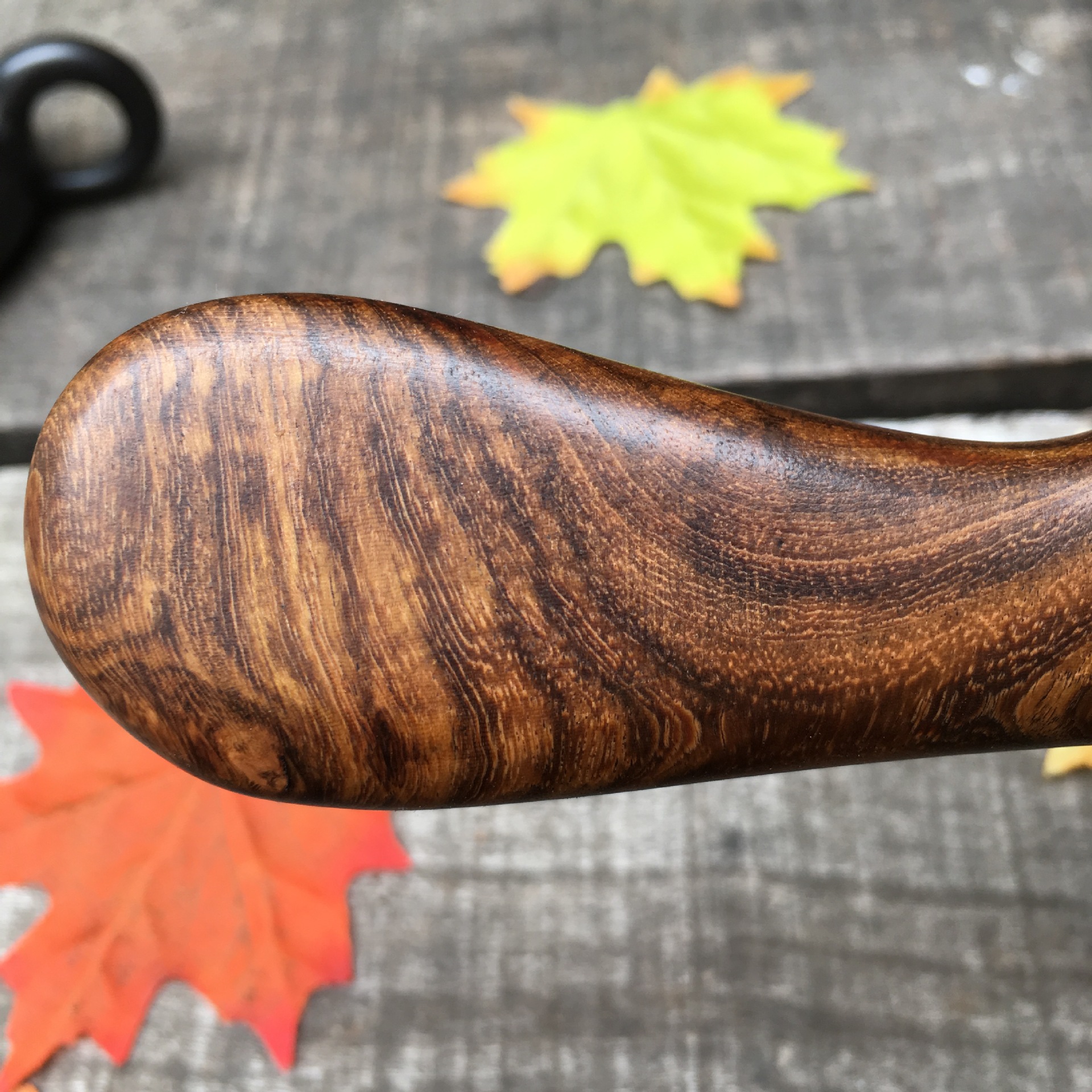 大号黑金檀木梳咖啡檀带手柄整木檀木梳子厂家直供直发梳实用礼物