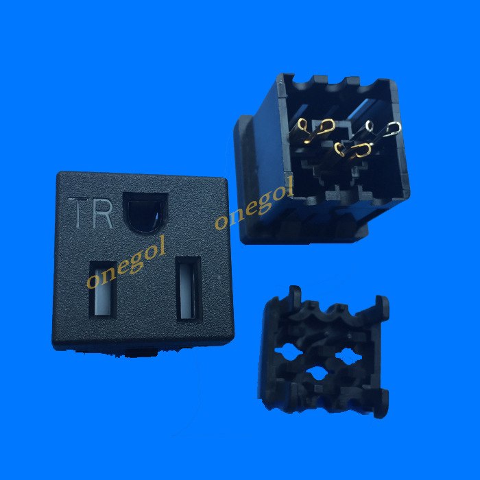 TR电源插座 认证带防护门美规插座 带安全门美式三插