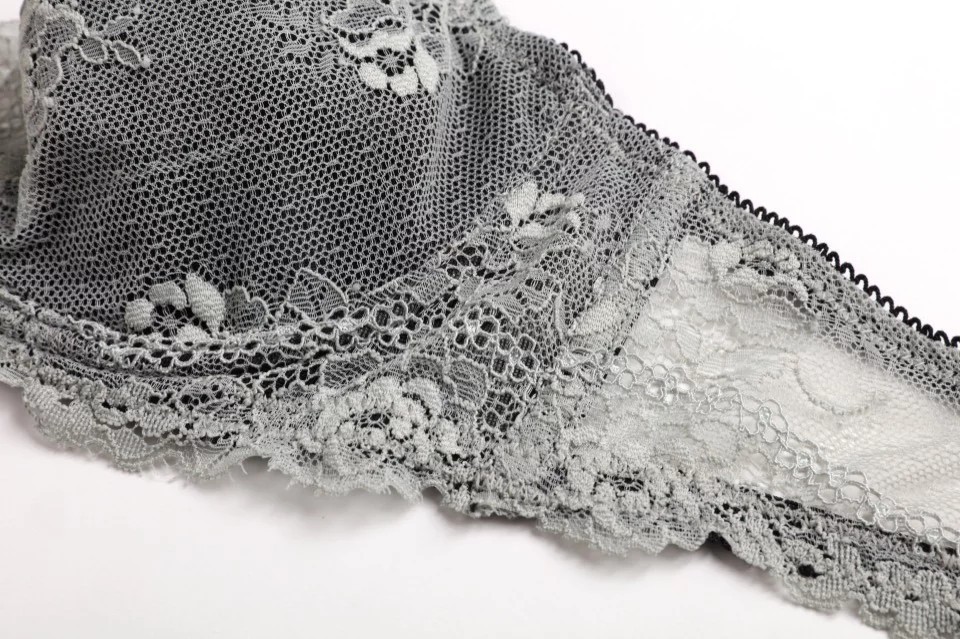 Lingerie sexy en dentelle ultra-fine, grande taille, affichage de la poitrine, petit ensemble de soutien-gorge transparent pour femmes, 16001_voghion.com