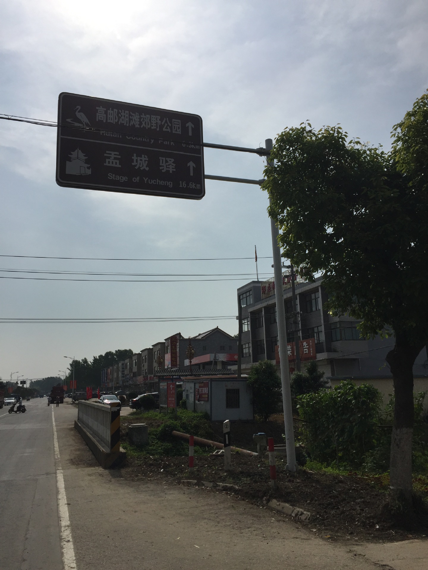 哪里有标志杆，道路标志杆，标志牌卖？标志杆生产厂家哪儿有？