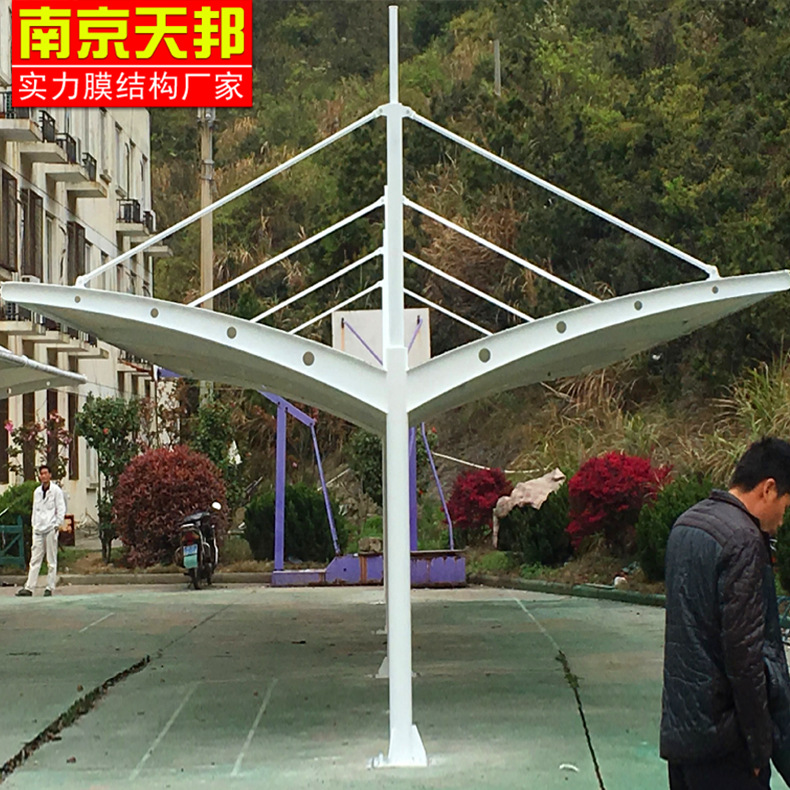 自行車(chē)停車(chē)棚