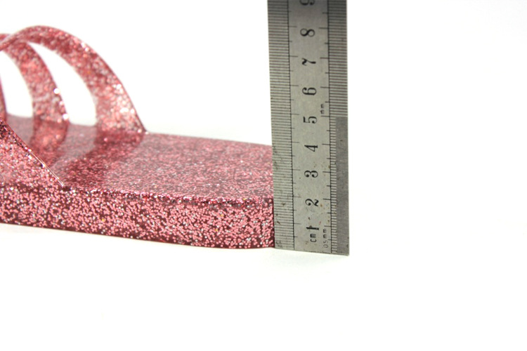 1080783169_1142877228