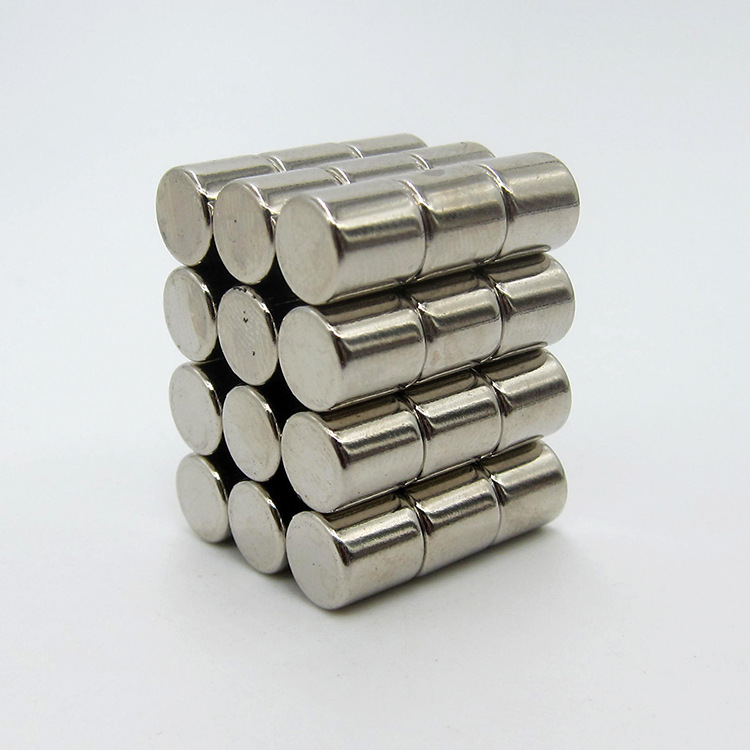 厂家直销各种规格 强力磁铁 钕铁硼 方块圆片打孔表面镀锌镀镍