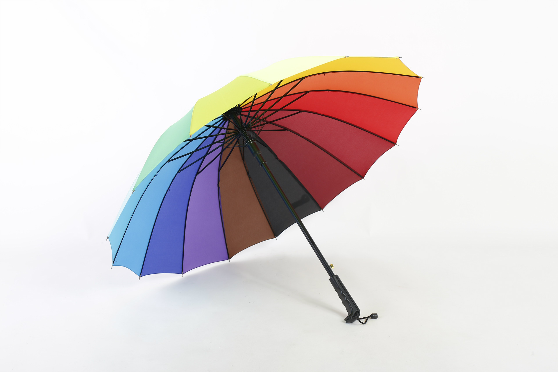 红伞耸立于黑色遮阳伞图片下载 - 觅知网