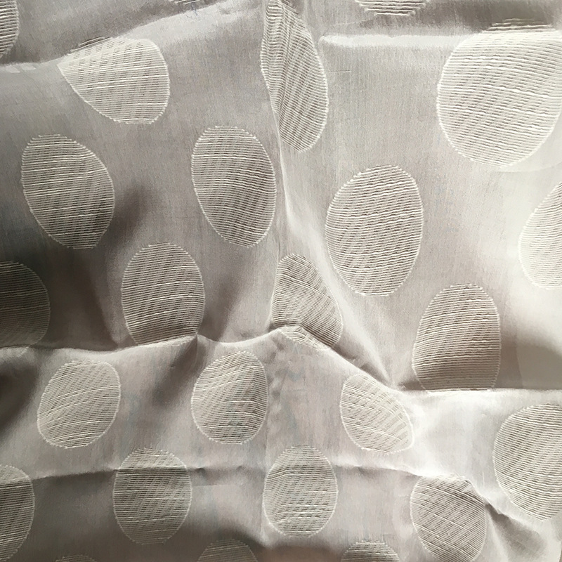 丝棉剪花布料 桑蚕丝棉剪花面料 夏季轻薄桑蚕丝连衣裙衬衫面料