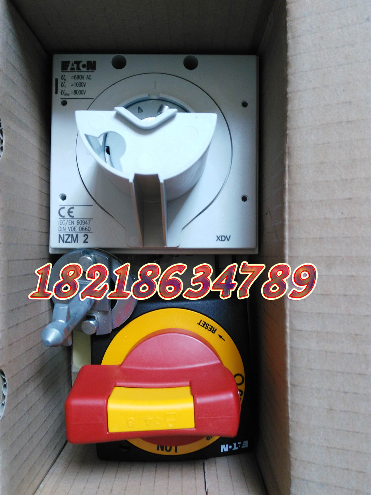 EATON塑壳断路器门联动操作手柄NZM2-XTVDVR正品现货