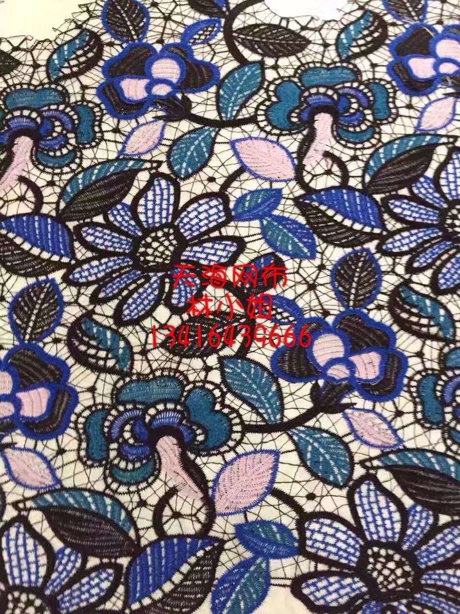 厂家直售 新版现货订单质量 复古款式适于女装的牛奶丝蓝色满幅