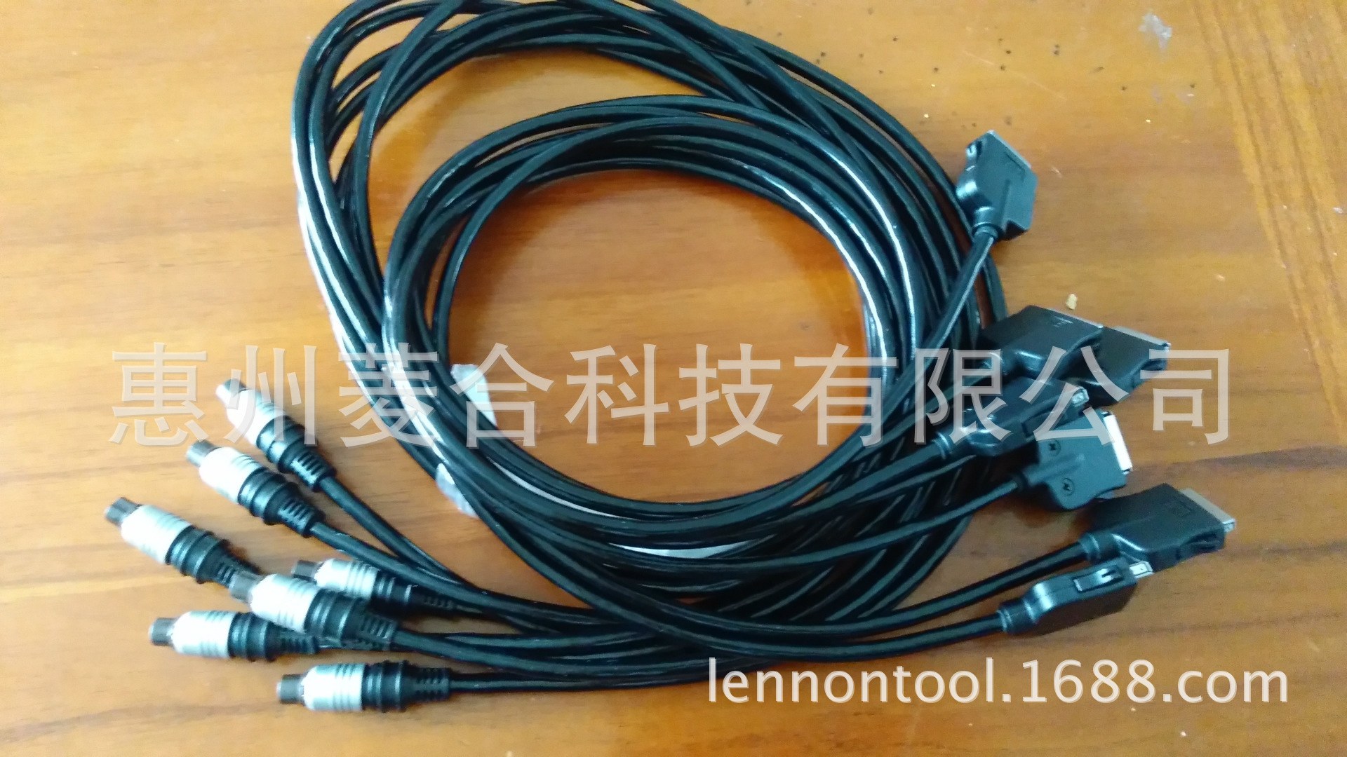 日本三丰粗糙度仪SJ-310主机连接驱动器用数据连接线 12AAM475