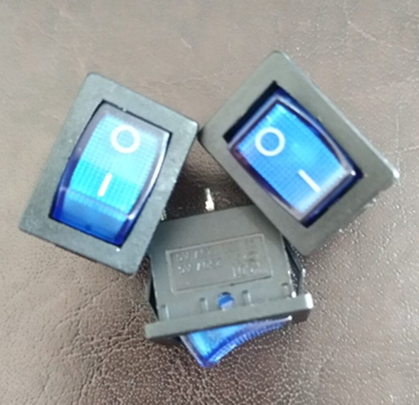 15*21三脚带灯蓝盖LED灯玩具灯船型开关kcd1