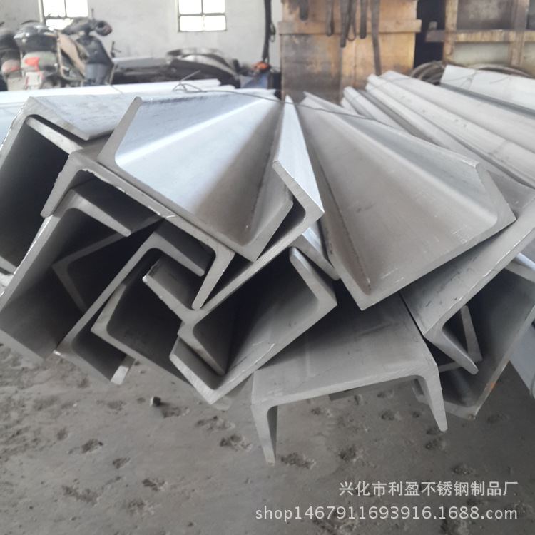 现货直销 304、304L不锈钢等边角钢,长期供应不锈钢角钢