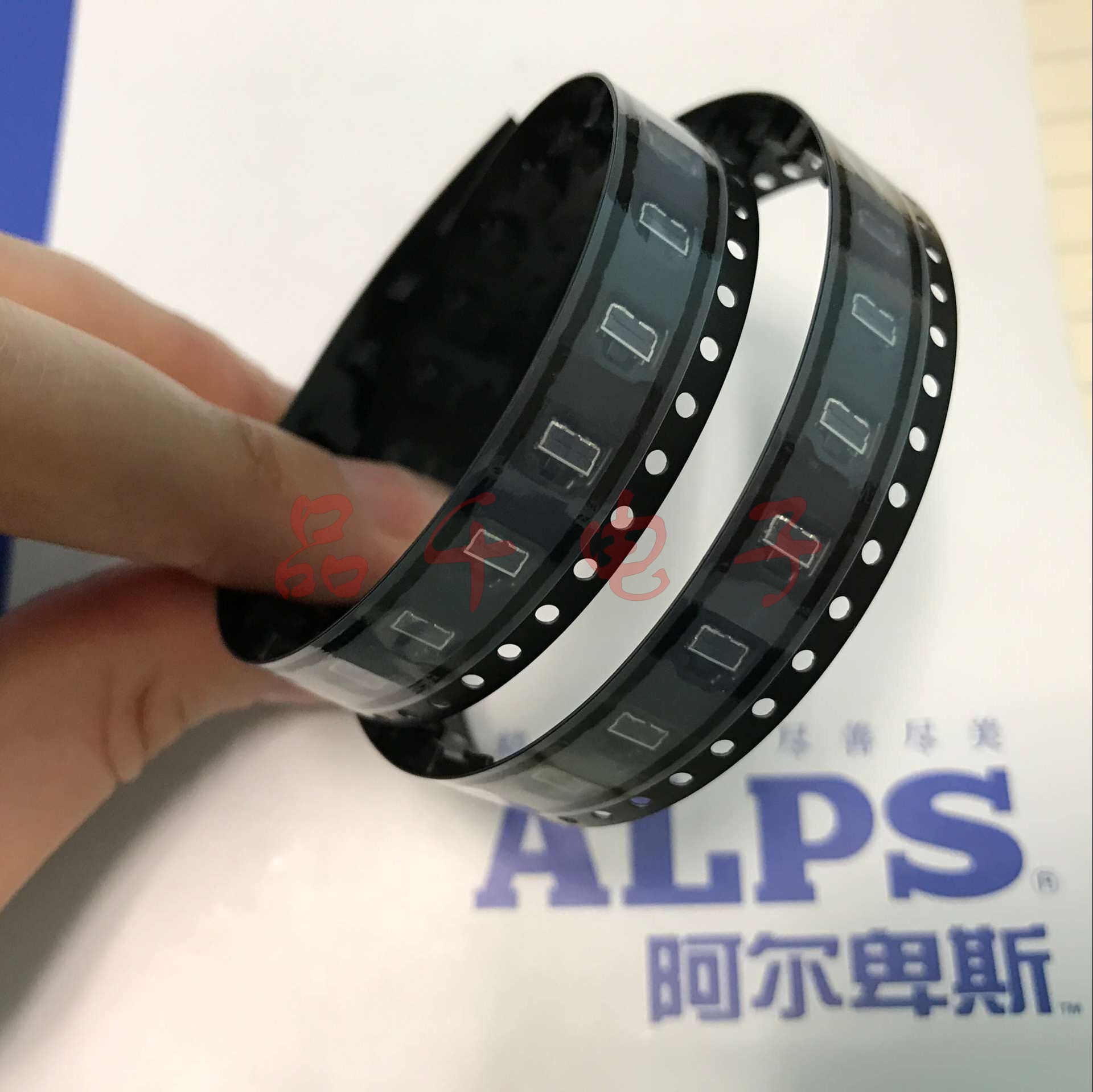  ALPS轻触电子 SKTDLDE010 表面贴装