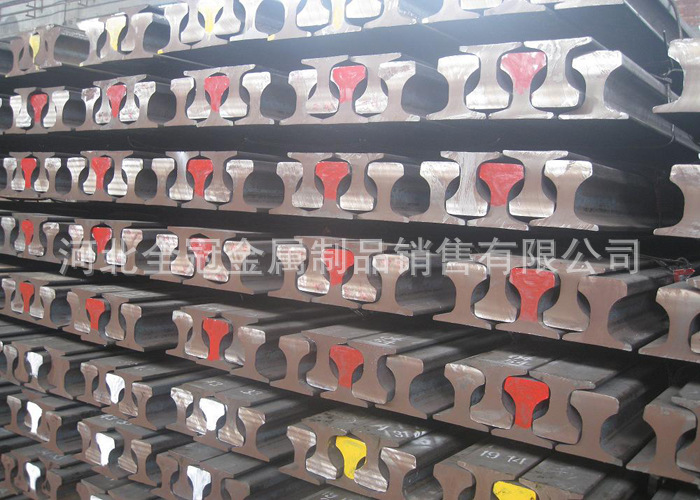 QU80轨道钢 70kg道轨 QU100吊车梁轨道 起重钢轨 现货批发供应