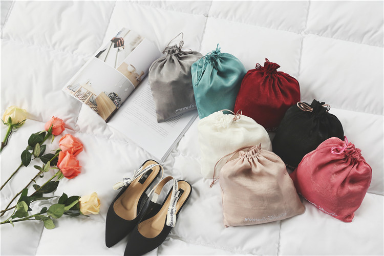 052E48E3-C2E6-4D9A-8077-63610E