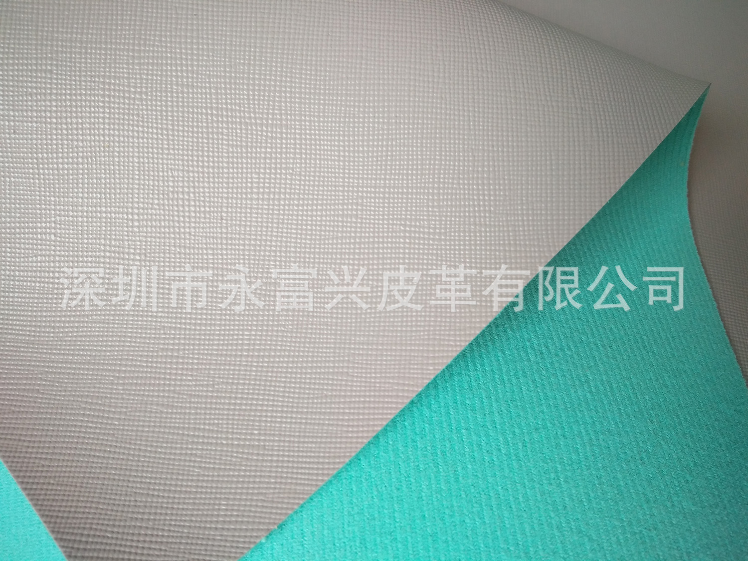 工厂直销 彩边PVC革 十字纹 1.8厚 专用箱包皮革手袋