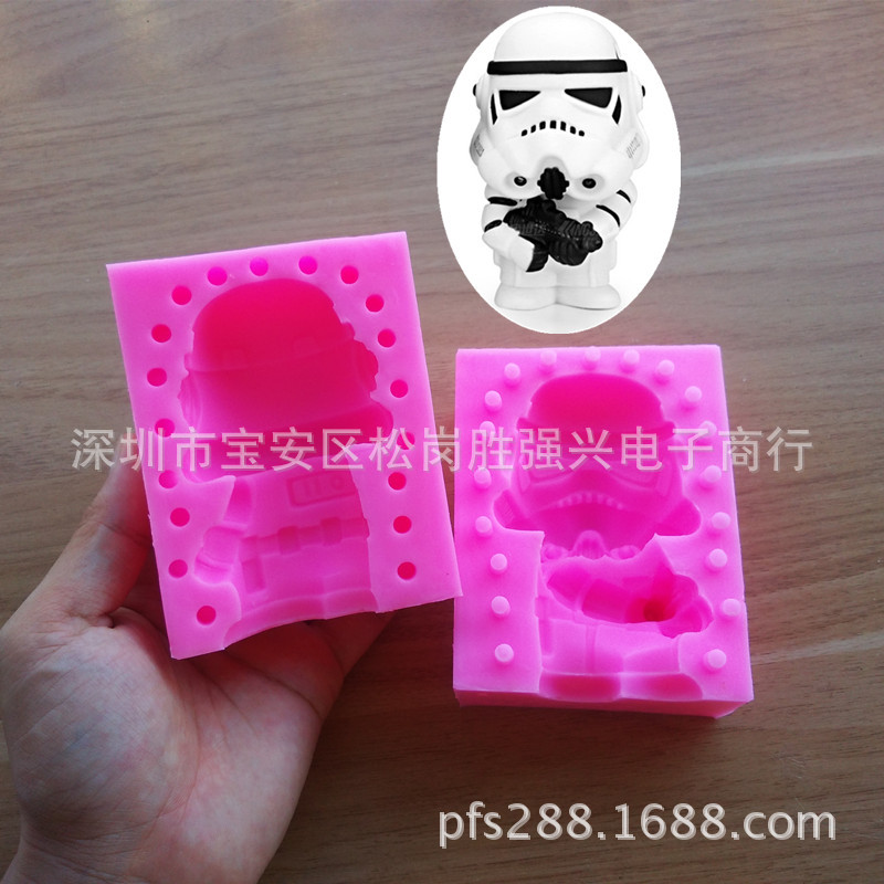 星球大战白兵3D立体硅胶模具 慕斯蛋糕硅胶模具 硅胶压合模SQ1712