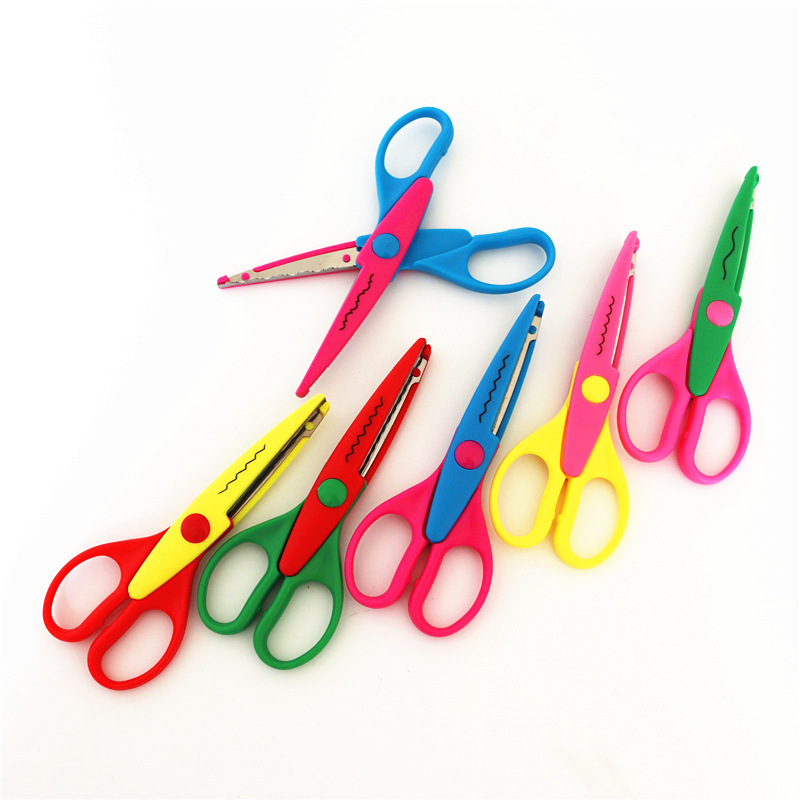 学生剪刀